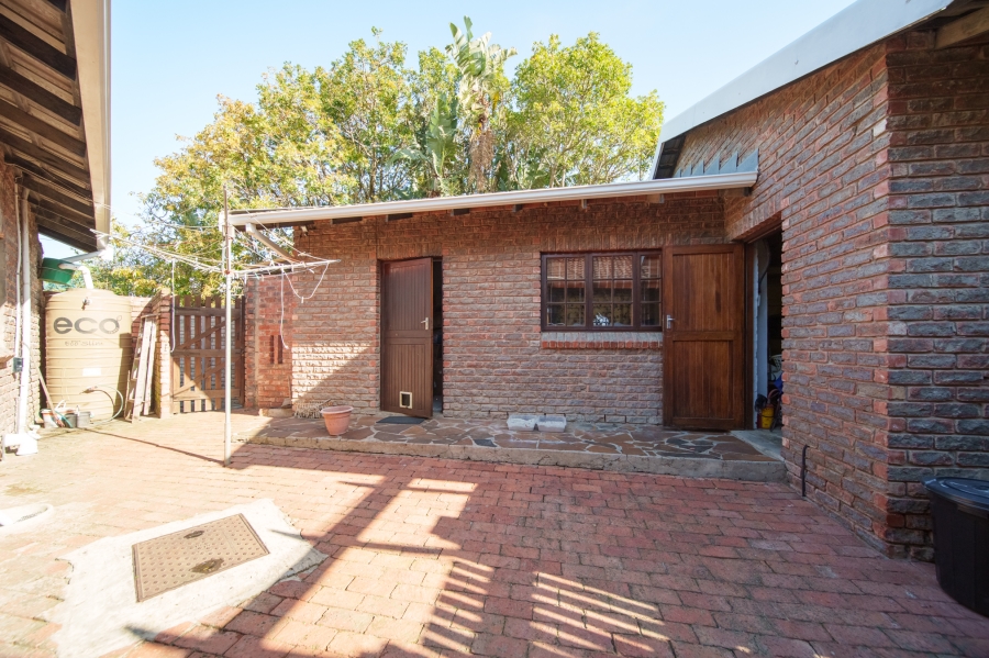 3 Bedroom Property for Sale in Bonza Bay Eastern Cape